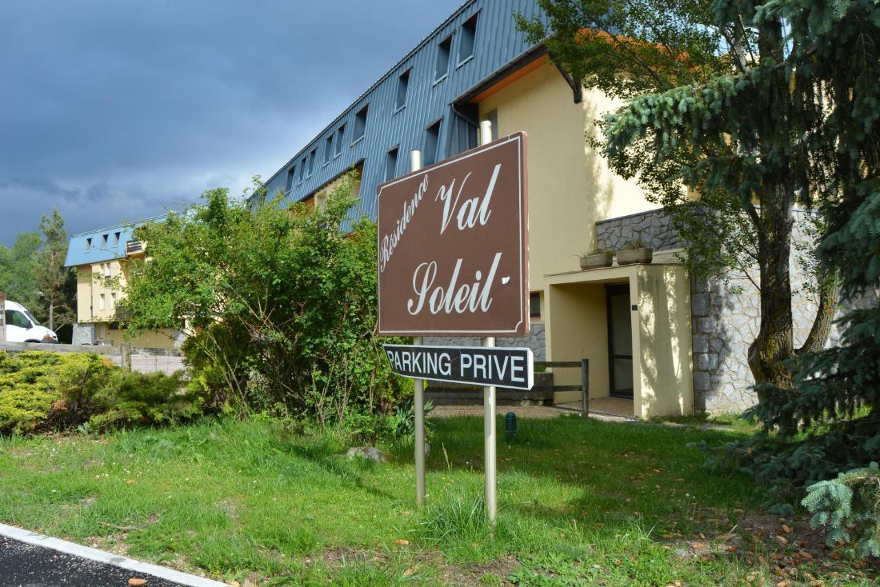 Studio Marmotte Font-Romeu 4 Personnes Avec Balcon Residence Val Soleil Entierement Renove En Juin 2021 Place De Parking & Wifi Gratuit , Draps & Serviettes De Toilettes Non Inclus, Sabanas Y Toallas No Incluidos Ngoại thất bức ảnh